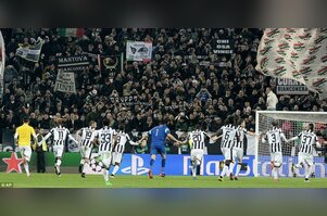 Juventus Dortmund'un bir adım önünde