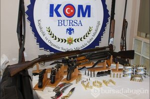 Bursa'da silah operasyonu! Adeta cephanelik...