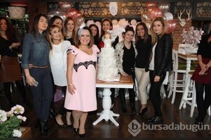 Aylin Yapıcı'ya sürpriz Baby Shower partisi...