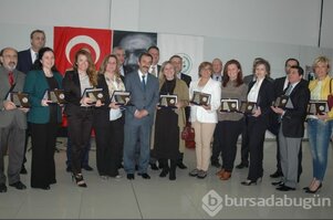 Avukatlar gününü kokteylle kutladılar...