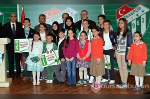 Bursaspor sevgisini kağıda döken minikler ödüllendirildi!