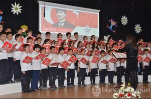 Bahçeşehir Koleji Öğrencileri 23 Nisan kutlaması...