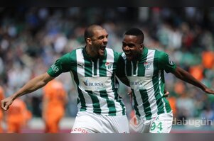 Timsah Başakşehir'i ezdi geçti!
