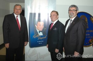 Kutlu Payaslı'nın 60 Yıllık sanat hayatı bu kitap'ta taçlandı....