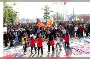 Bursa'da 1 Mayıs kutlamaları
