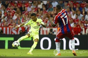Neymar, Bayern Münih'in hayallerini çöpe attı!