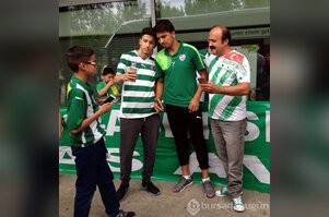 Bursaspor'a Almanya'da coşkulu karşılama