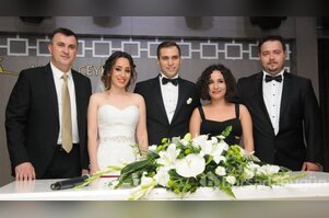 Burcu Açıksöz ve Berker Koççaz'ın en mutlu günü...