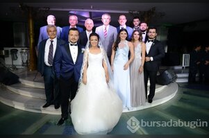 Ece Metin ile Sercan Yasav'ın 10 şahitli nikahı....