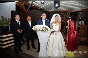 Mutluluğa yelken açtılar...