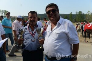 Rahvanlar Bursa Kayapa'da tozu dumana kattı	