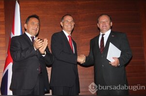 Hüseyin Durmaz, İngiltere- Bursa Fahri Konsolosluk belgesini aldı...