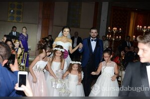 Bir ömür mutluluğa romantik 'evet...