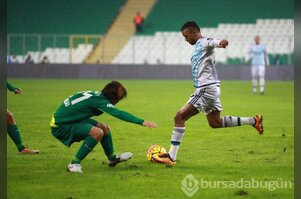 Bursaspor-Fenerbahçe maçında kareler...