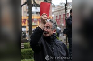 Trabzon'da kırmızı kartlı protesto