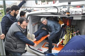 Bursa'da otobüsün çarptığı ambulans takla attı: 5 yaralı	