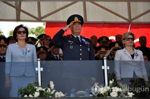 Bursa'da "Komutanlar ocağı"nda mezuniyet töreni