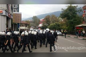 Bursa'da izinsiz gösteriye polis müdahalesi: 36 gözaltı
