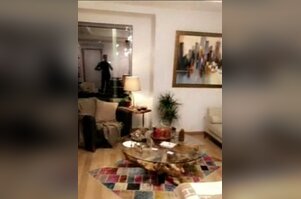 Kerimcan Durmaz evinin kapılarını açtı
