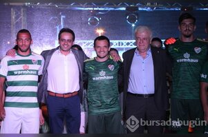 Bursaspor'un yeni sezon formaları tanıtıldı