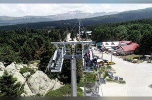 Bursa'da "Korkusuz kahramanlar"ın halatlar üzerindeki tehlikeli mesaisi 