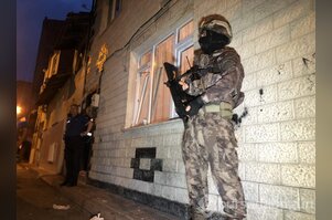 Bursa'da şafak operasyonu! Çok sayıda gözaltı var