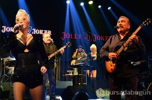 Ümit Besen Ve Pamela Performanslarıyla Jolly Joker Bursa'yı salladı