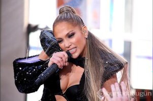 Jennifer Lopez Ben Affleck'i bir türlü affedemiyor