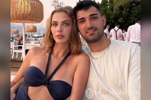 Yasemin Şefkatli'den aynada hamile pozu!
