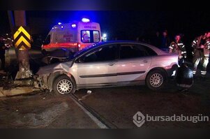2.50 promil alkollü sürücünün kullandığı otomobil direğe çarptı: 3 yaralı
