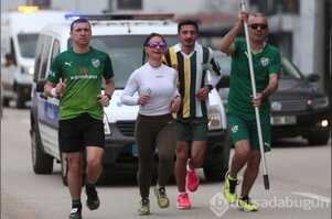 Sevgililer Günü'nde Bursaspor'a koştular!