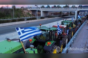 Yunanistan'da çiftçiler sınırı kapattı
