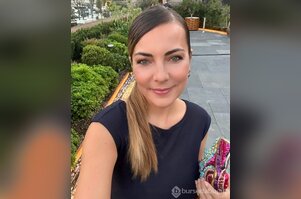 Ünlü oyuncu Burcu Kara ameliyat oldu
