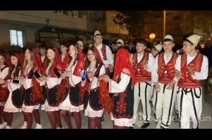 Bursa'da vatandaşlar, Rumeli ezgileriyle sahura uyandırıldı
