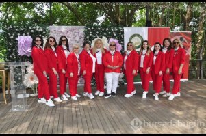 Türk Anneler Derneği Bursa Şubesi'nden Anneler Günü'nde defile