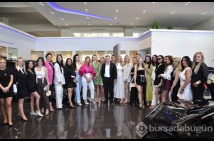 Esra İlknur Tekmen ev sahipliğinde Lexus Daveti: ünlüler geçidine döndü