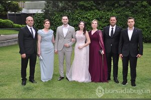 Bursa'da görkemli nişan! Çağla Oruç ve Ahmet Alper Korkut evlilik yolunda ilk adımı attı...