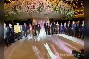 Bursa'da görkemli düğün! Melih Yedikardeş ve Eslem Terzioğlu mutluluğa "evet" dedi