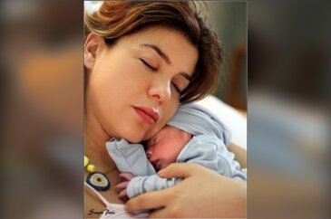 ÜNLÜLERİN ÇOCUKLARIYLA FOTOĞRAFLARI