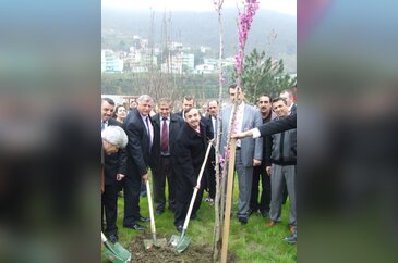 YILDIRIMDA ERGUVAN COŞKUSU