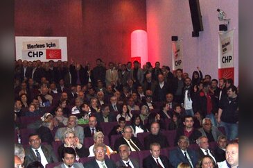 CHP ADAYLARI SAHAYA İNİYOR