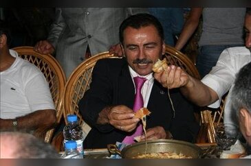 Muhsin Yazıcıoğlu'nun görülmemiş fotoğrafları