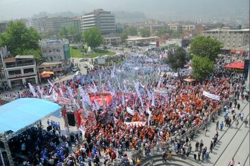 Bursa'da 1 Mayıs coşkusu