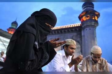 Dünyada Ramazan böyle geçiyor