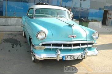Klasik otomobillerin muhteşem turu