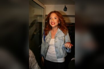 Ünlüler de ev basar