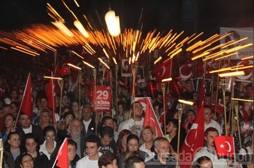 FSM'de Cumhuriyet için yürüdüler