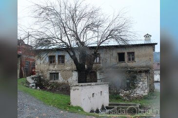 Bursa'da hayalet köy mazisini arıyor