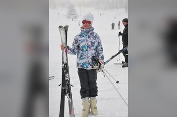 Uludağ'da otomobiller kar altında