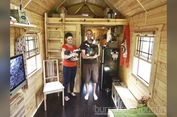 Onlar 13 m&sup2; evde yaşıyorlar!